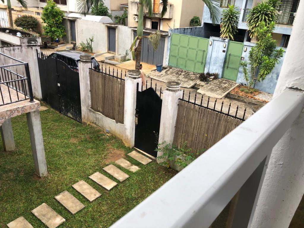 Residences Hotels Sejours Affaires Abidjan Bagian luar foto