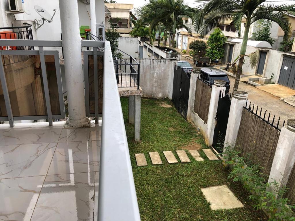Residences Hotels Sejours Affaires Abidjan Bagian luar foto