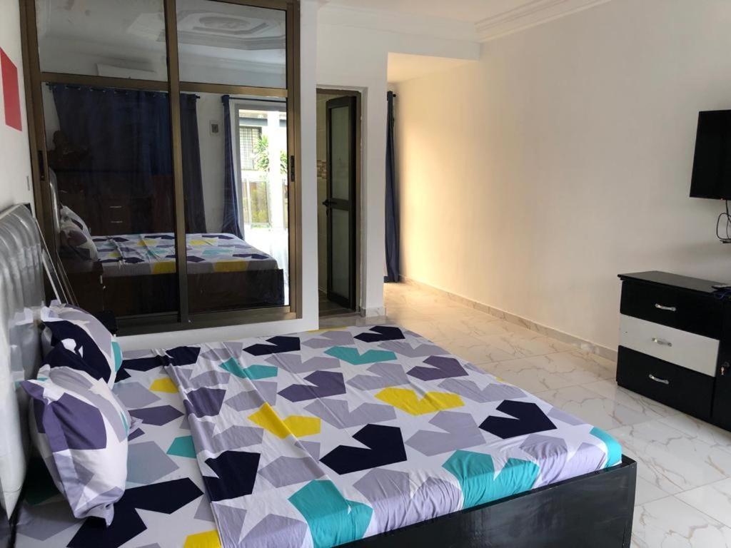 Residences Hotels Sejours Affaires Abidjan Bagian luar foto