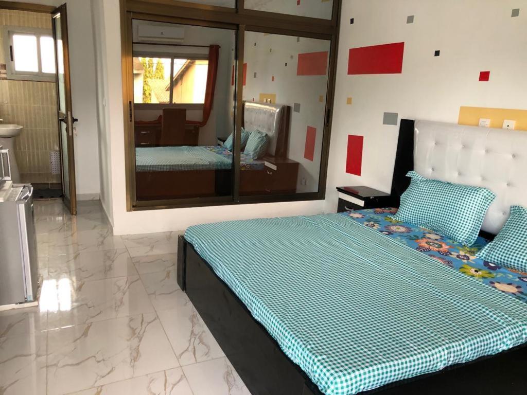 Residences Hotels Sejours Affaires Abidjan Bagian luar foto